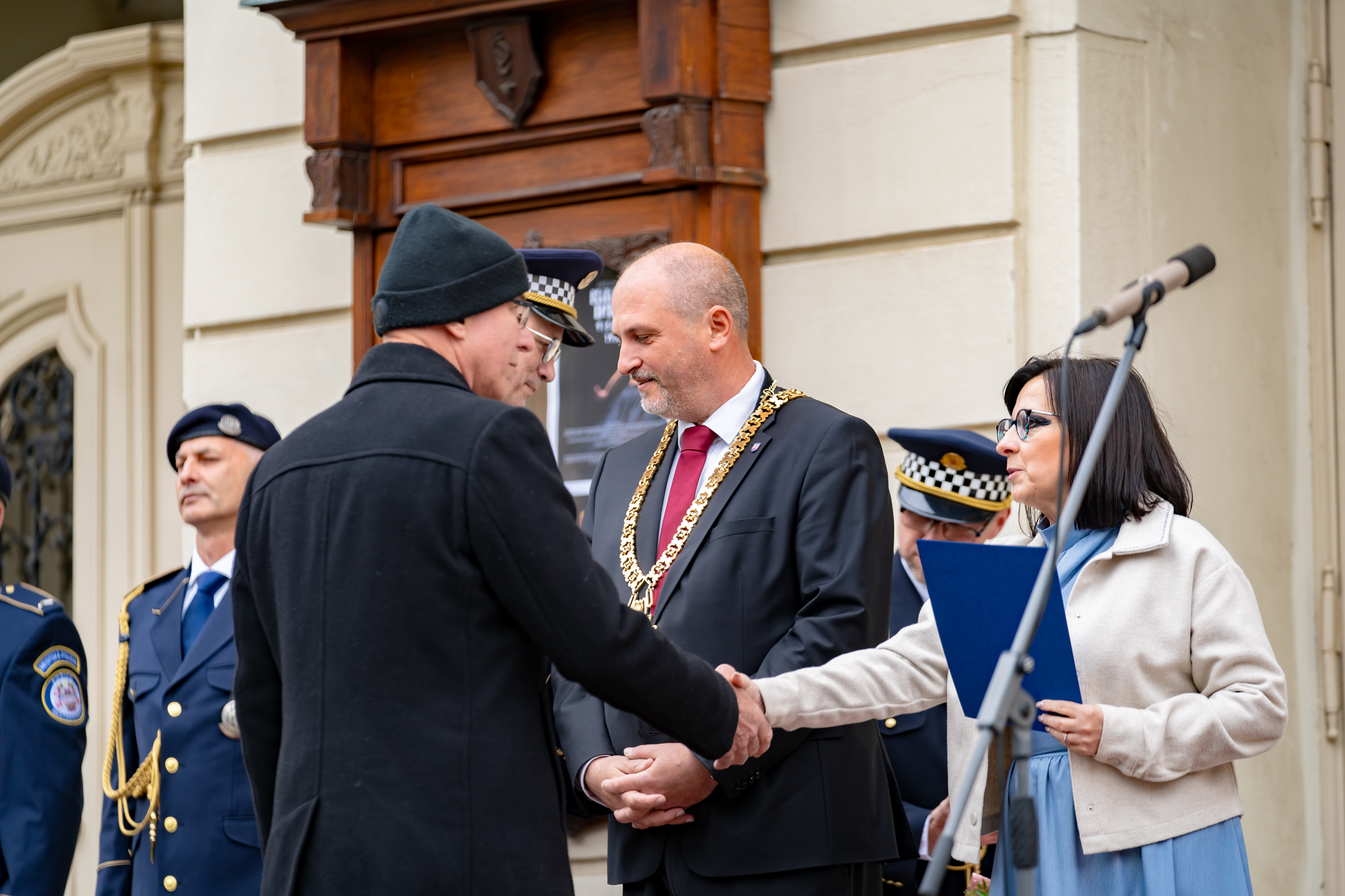 Slavnostne ocenovanie prislusnikov Mestskej policie -47